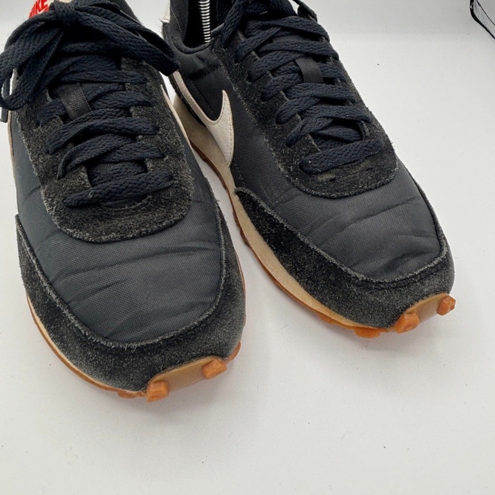 Nike Daybreak Sneakers Women Sz 8 Black White Retro Waffle Racer Runner - Picture 15 of 15